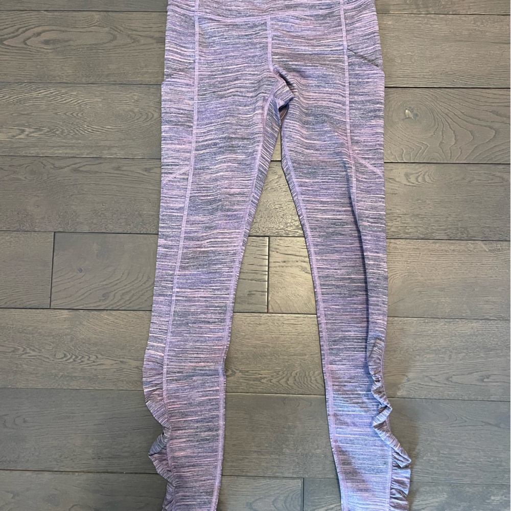 Lululemon purple leggings size 6